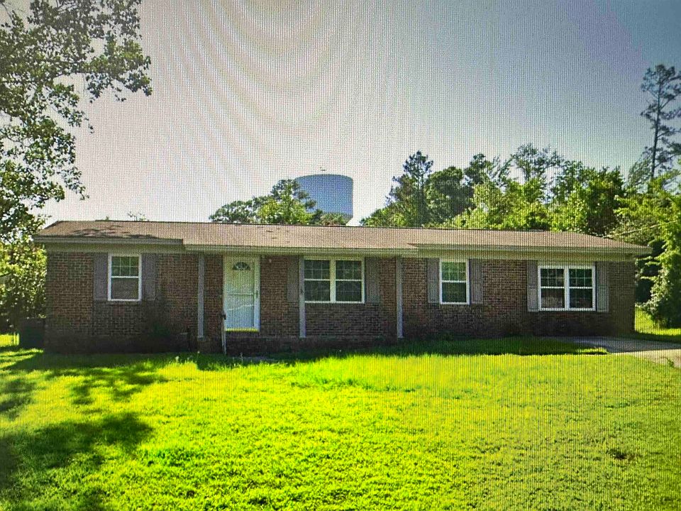 1st image of 2880 Laris Dr