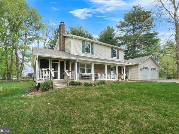 3498 Augusta Dr, Ijamsville, MD 21754