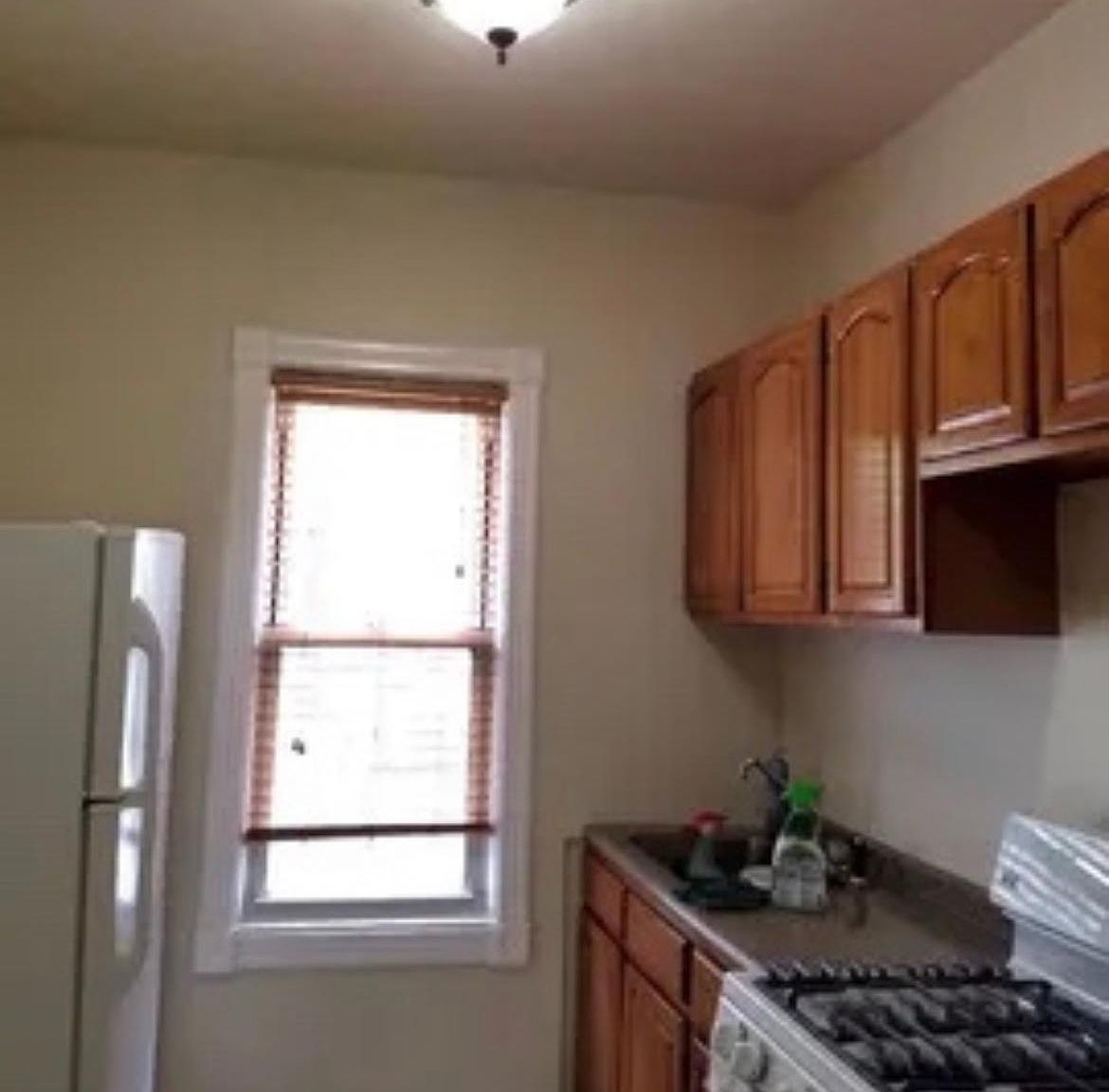 7802 75th St APT 2R, Ridgewood, NY 11385 | Zillow