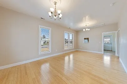 908 SE Shelton St — Photo 5