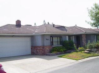919 E Fallbrook Ave, Fresno, CA