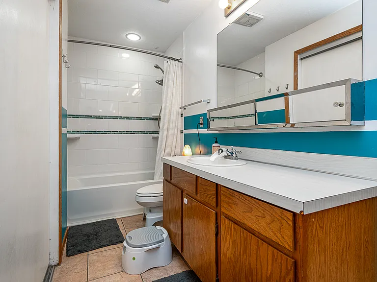 1207 Hewitt Ave #2 — Photo 4