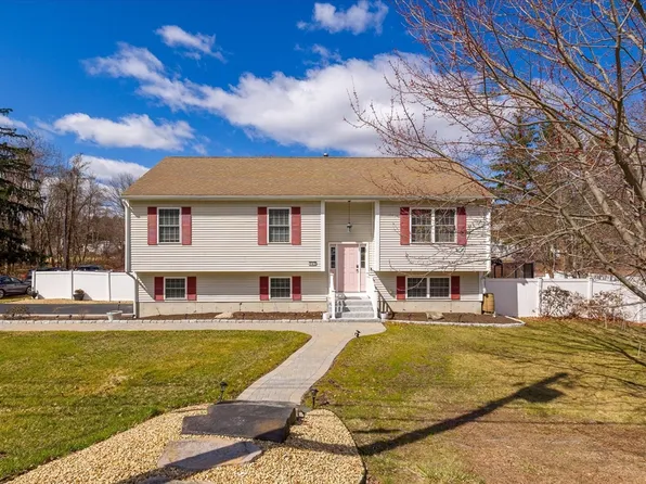 392 Worcester St, West Boylston, MA 01583