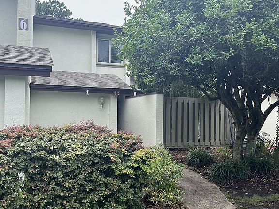 2nd image of 6 Marsh Harbor Dr #C