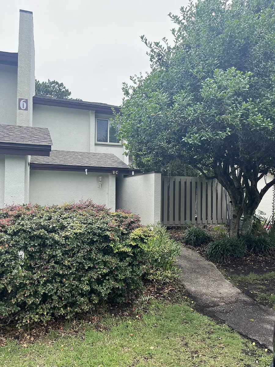Building Photo - 6 Marsh Harbor Dr #C