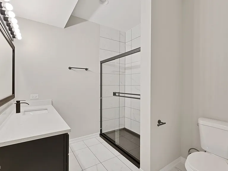 5134 S Wabash Ave #1N — Photo 8