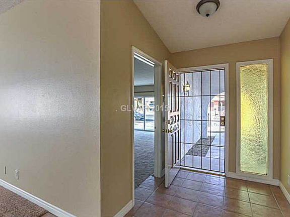 3rd image of 6401 Shawnee Pl