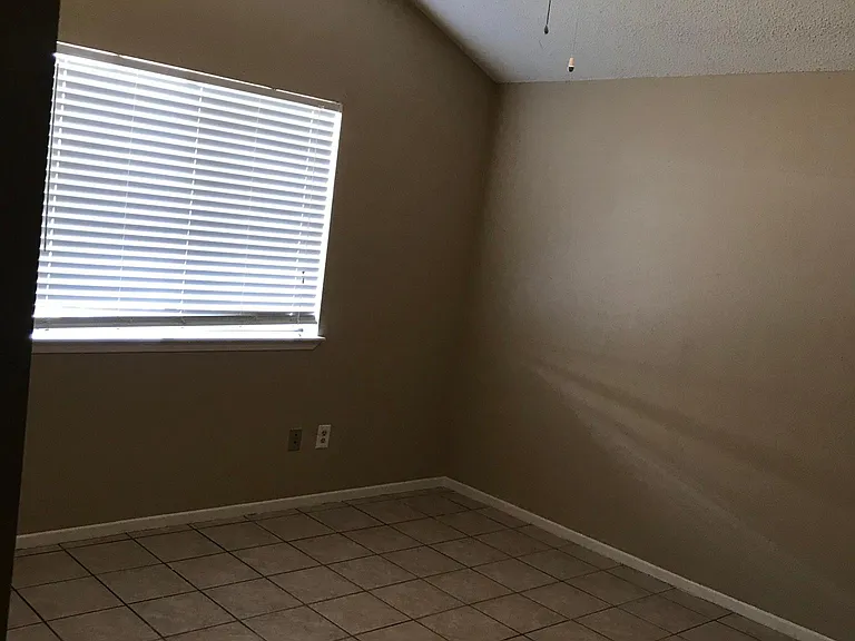 6916 Foxvalley Ln — Photo 7