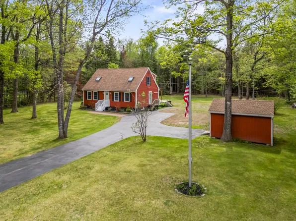 22 Woodridge Drive, Standish, ME 04085