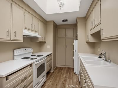 2111 Via Puerta UNIT P, Laguna Woods, CA, 92637