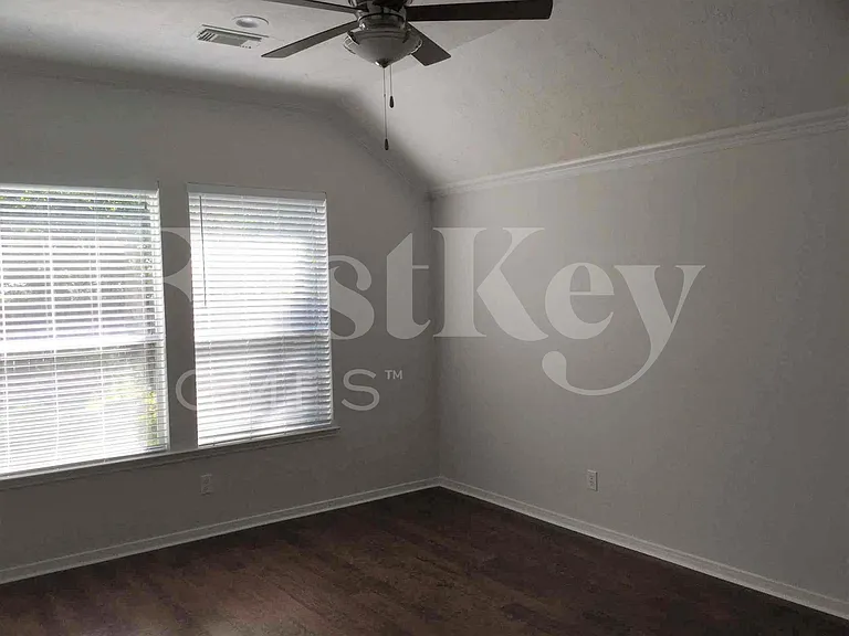21735 Orange Maple Ct — Photo 13