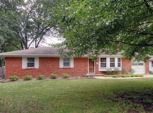 10209 W 53rd Ter, Merriam, KS 66203