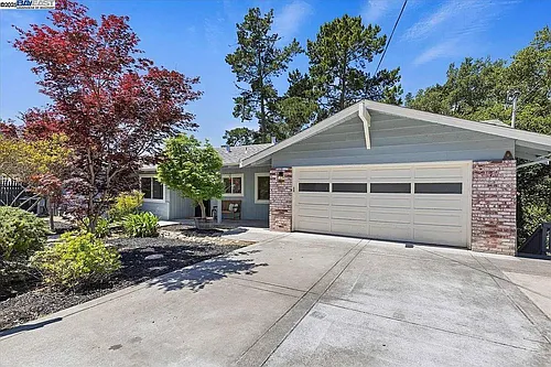 21 Muth Dr Photo 1