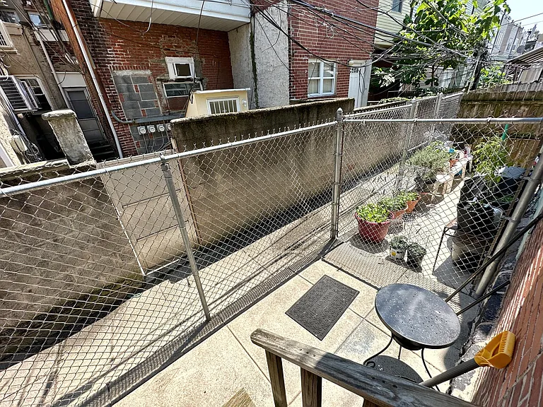 2509 S Rosewood St — Photo 21