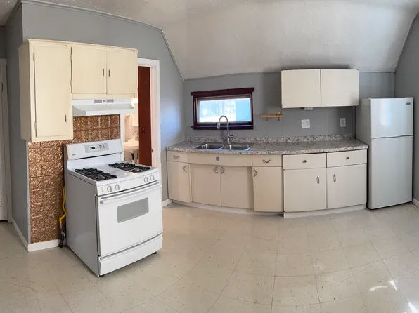 752 Maple St APT B, Collinsville, IL 62234