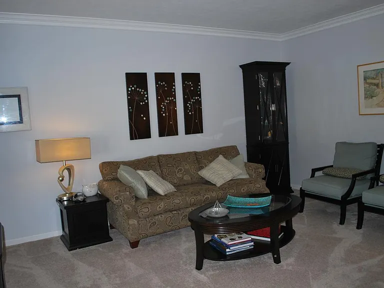 12970 Fleetwood Dr N — Photo 7