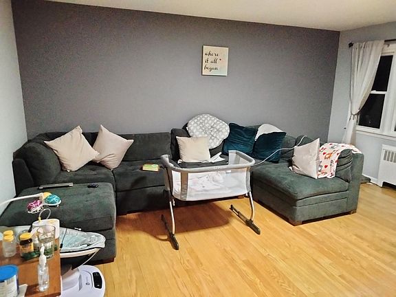 5th image of 446 Westchester Ave APT 2