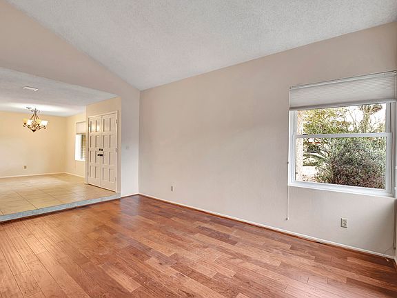 3rd image of 10841 N 41st Dr