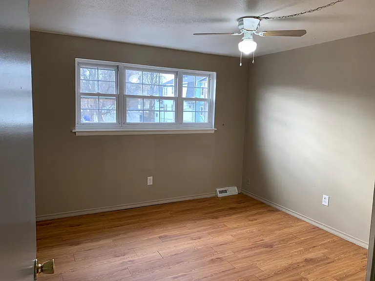 665 Garden St — Photo 25