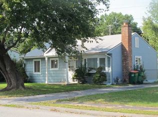 66 Van Wyck Dr, Poughkeepsie, NY 12601