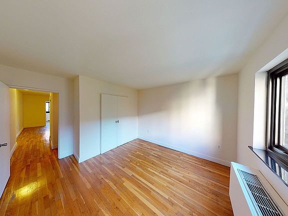 4th image of 50 Prince St APT 5L