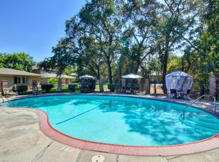5325 Manzanita Ave APT 1, Carmichael, CA 95608