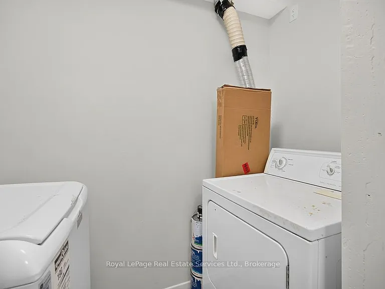 390 Dixon Rd #1406 — Photo 9