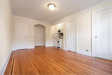 Rented by Arwell Realty