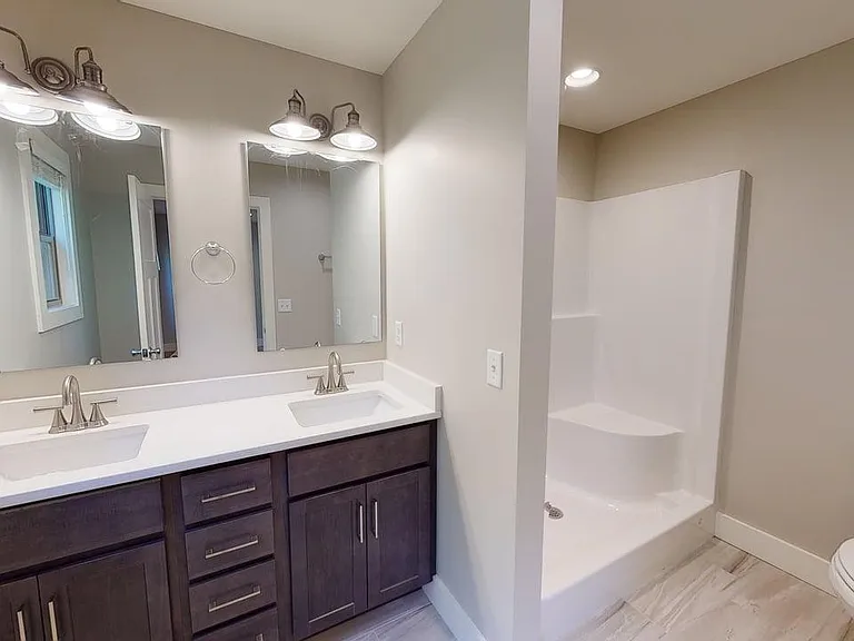 603 Marietta St — Photo 11