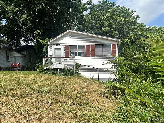 3rd image of 7205 Sapphire Ave