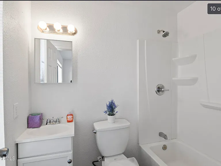 944 W Calle Tuberia — Photo 12