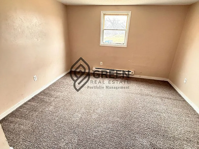 294 N Greenwood Ave — Photo 7