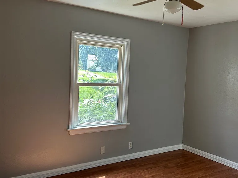 9749 Lilly Jean Dr — Photo 11