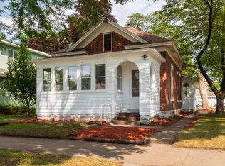 1918 Kane St, La Crosse, WI 54603