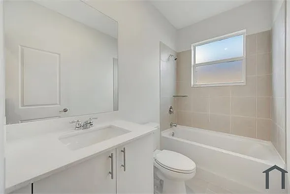 2811 SE 23rd Ter #2811 — Photo 28