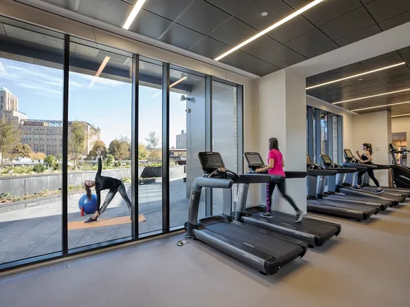 250 Ashland Place image 8 of 16