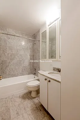 Rented by Mirador Real Estate | media 11