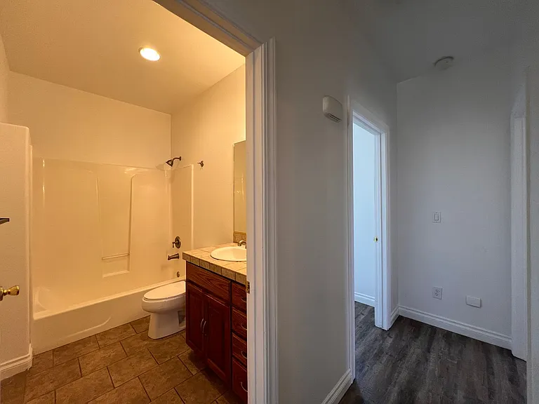 524 Discovery Dr — Photo 20