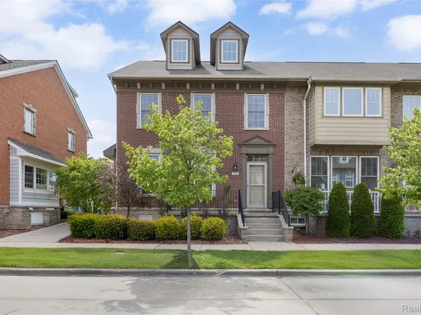 750 2nd St #27, Wyandotte, MI 48192