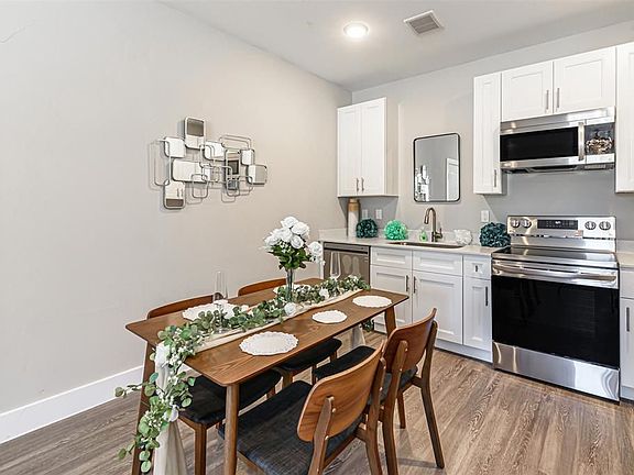 5th image of 1720 Crestdale Dr #1101-O