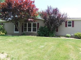 3200 Country Club Rd, Spencer, IN 47460