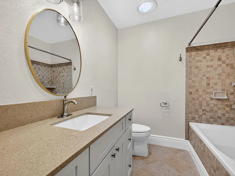 2907 Eccleston Ave — Photo 42