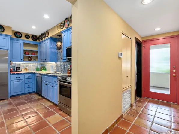 1022 NAVARRO ST #204, San Antonio, TX 78205