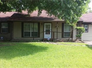 5822 Reed Rd, Houston, TX 77033