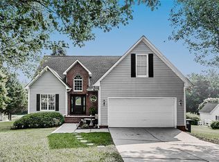 413 Sterling Ridge Dr, Archdale, NC 27263