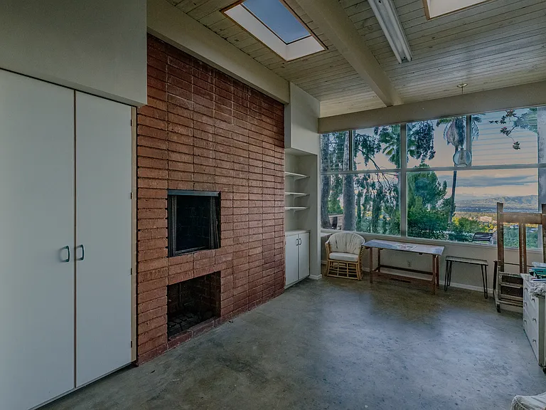 16703 Alginet Pl — Photo 32
