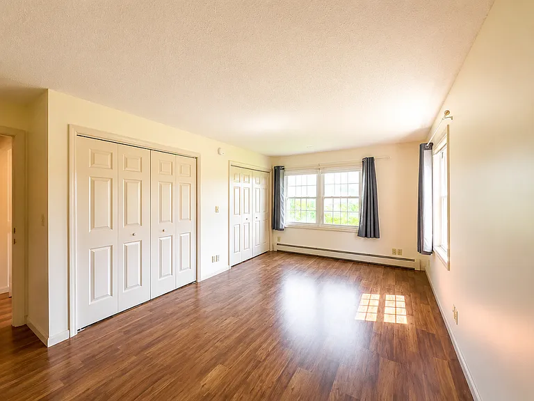 243 Eastview Cir — Photo 24
