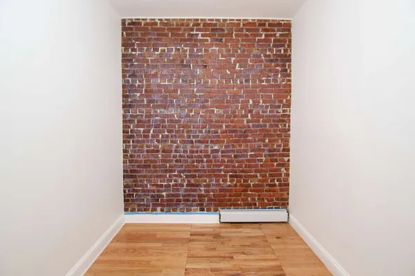 Rented by Nooklyn NYC LLC | media 17