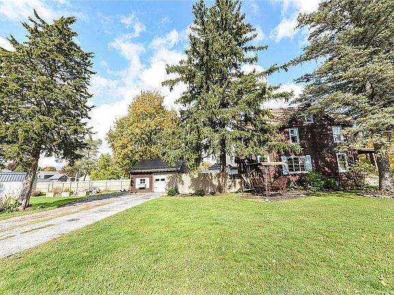 4th image of 46 Clifton Ave