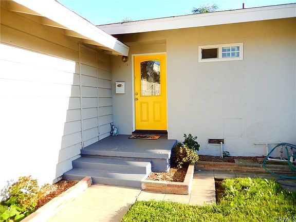 3rd image of 3110 W Paso Robles Dr